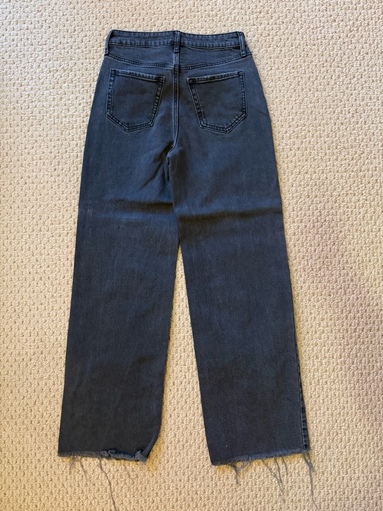 Old Navy Extra High-Rise Wide Leg Jeans in Washed Black - Picture 2 of 3